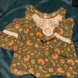 Cold shoulder floral top